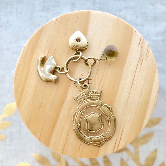 Vintage inspired Stella & Dot Olivia Mixed Charms - Picture 1 of 7